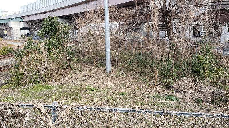 フェンス及び防草シート張り